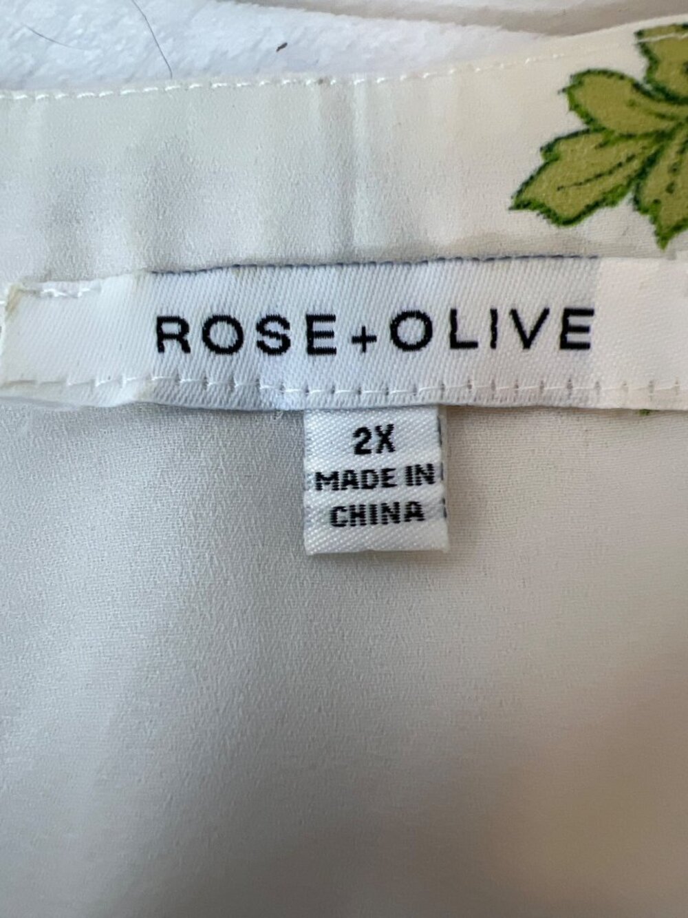 Rose + Olive 2X Floral Botanical Leaves Blouse Popover Pleating Flowy Romantic - Picture 3 of 10